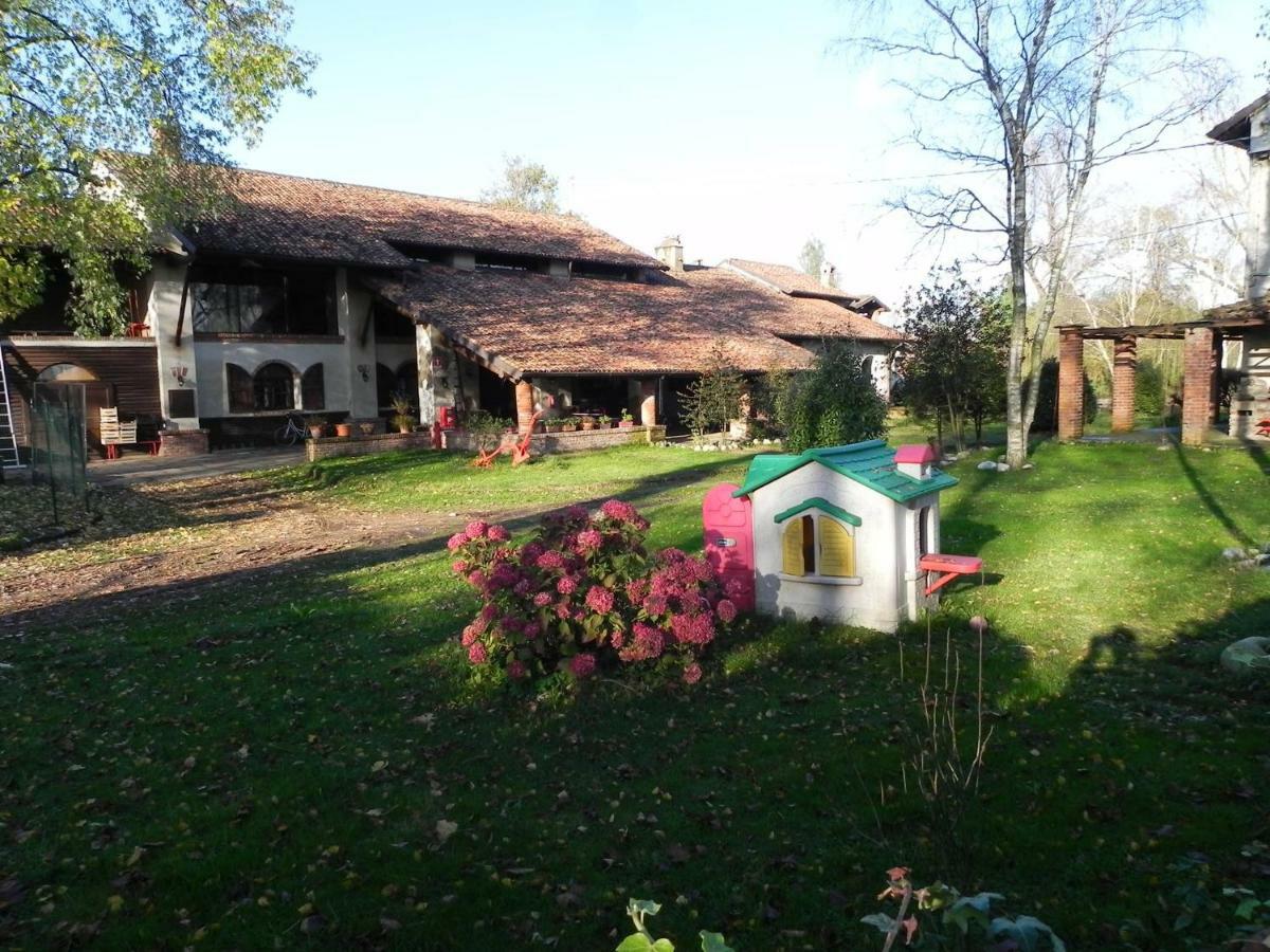 Agriturismo Cascina Poscallone Abbiategrasso Extérieur photo