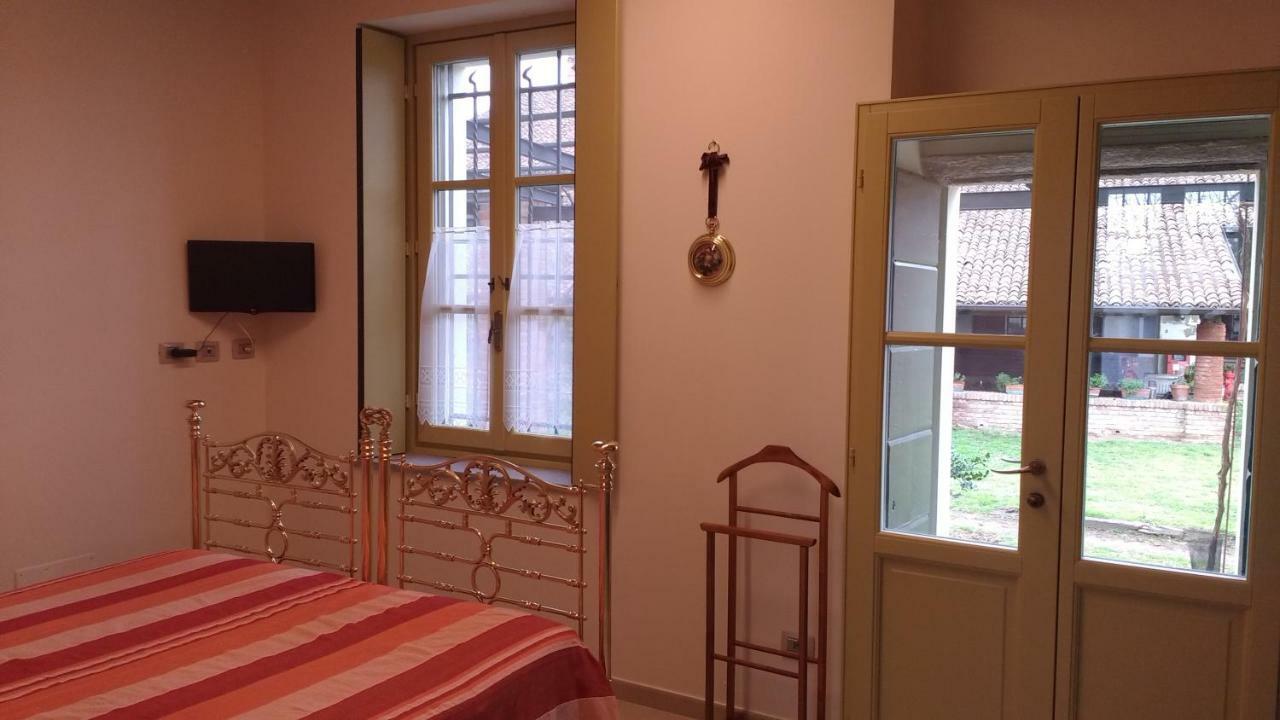 Agriturismo Cascina Poscallone Abbiategrasso Extérieur photo